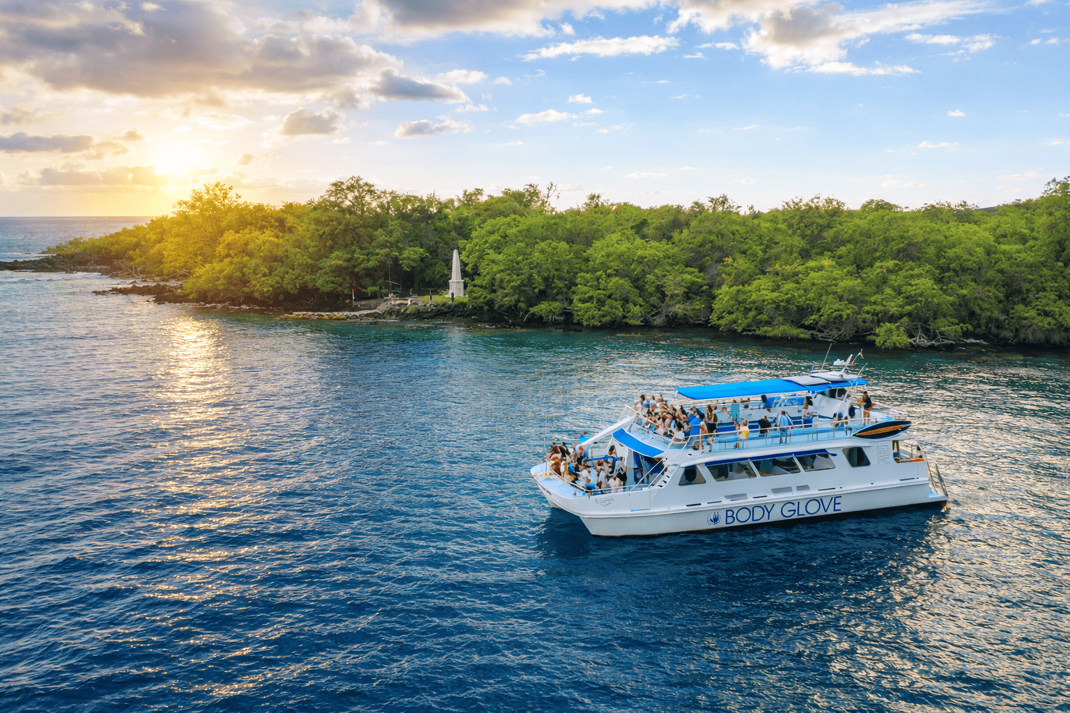 Scenic Kona Dinner Cruise