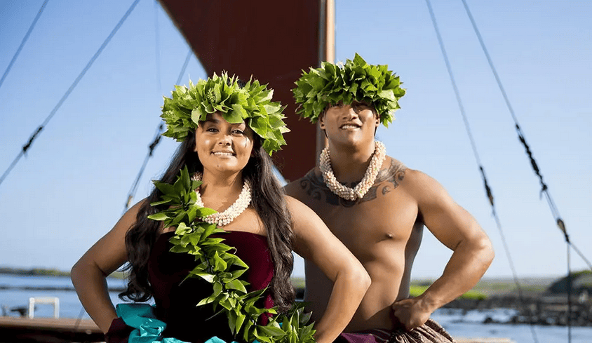 Luau Performers