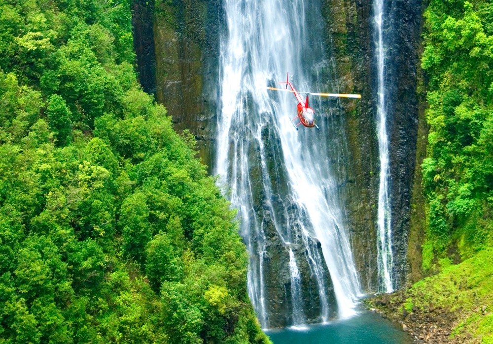 Mauna Loa Helicopters - Magical Waterfalls Tour