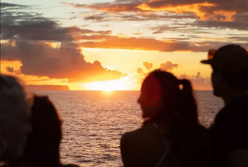 Sunset Dinner Sail