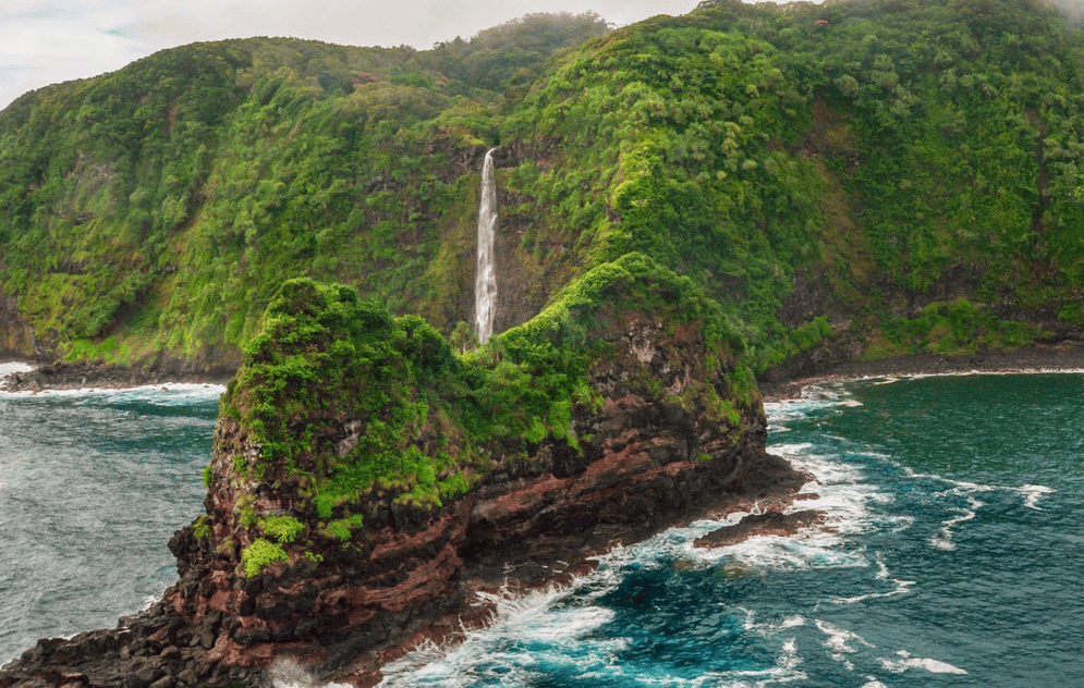 Blue Hawaiian Helicopters Hana Rainforest 2
