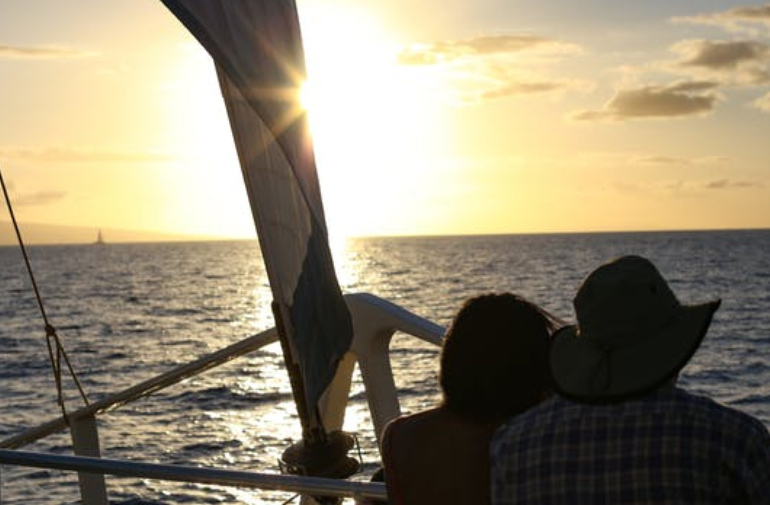 Pacific Whale Foundation - Valentine's Dinner Cruise
