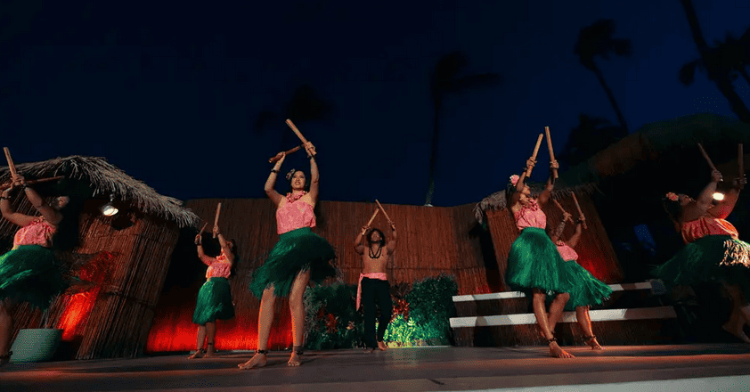 Royal Lahaina Luau Performers