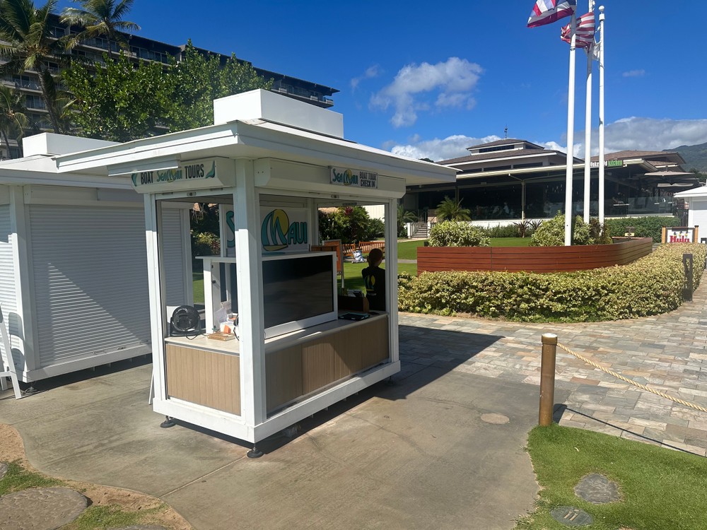 Sea Maui Booth