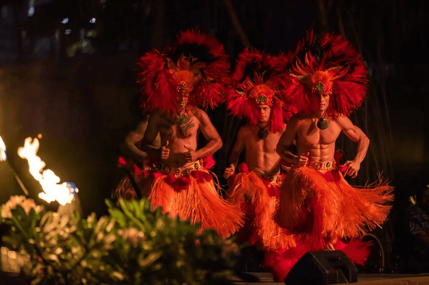 Wailele Luau Performers