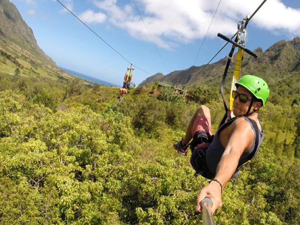 Jurassic Valley Zipline Tour