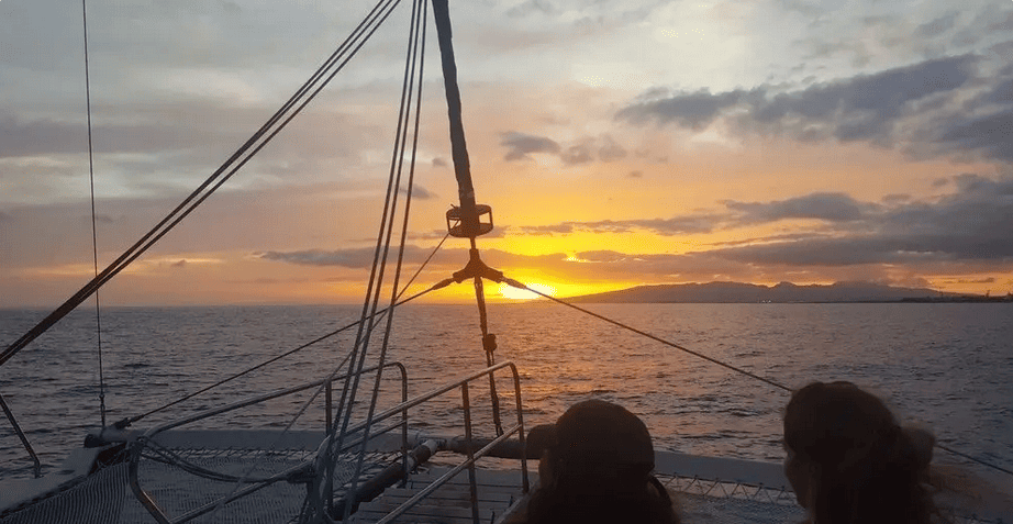 Maita’i Catamaran – Sunset Mai Tai Sail