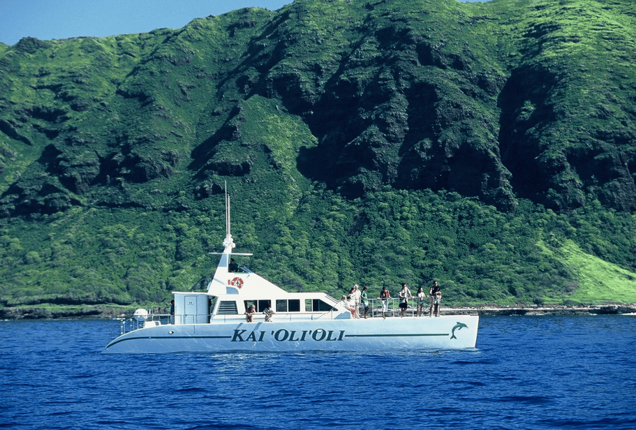 Cruising along Oahu's West Shore