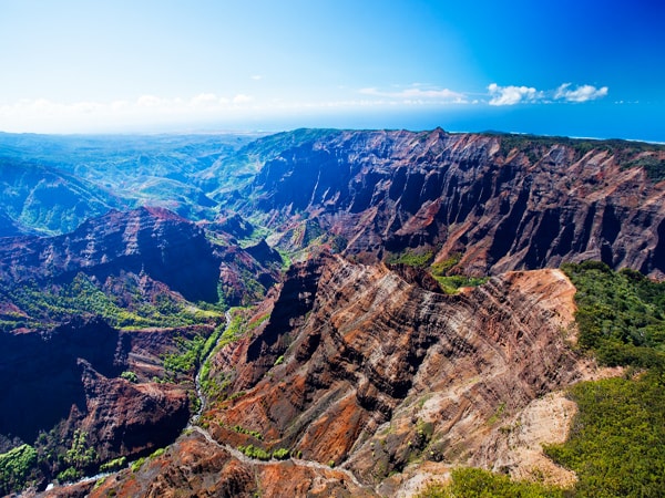 Dramatic red cliffs, deep valleys, and lookout views