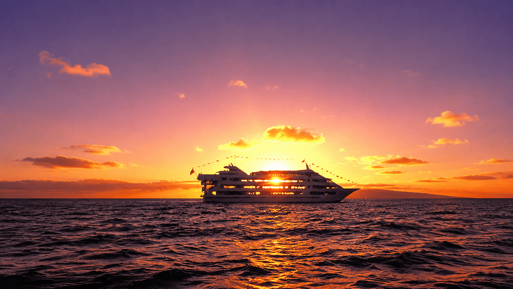 Star of Honolulu – Pacific Star Buffet Dinner Cruise