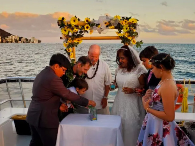 Tradewind Charters – 50′ Motor Catamaran Wedding Package